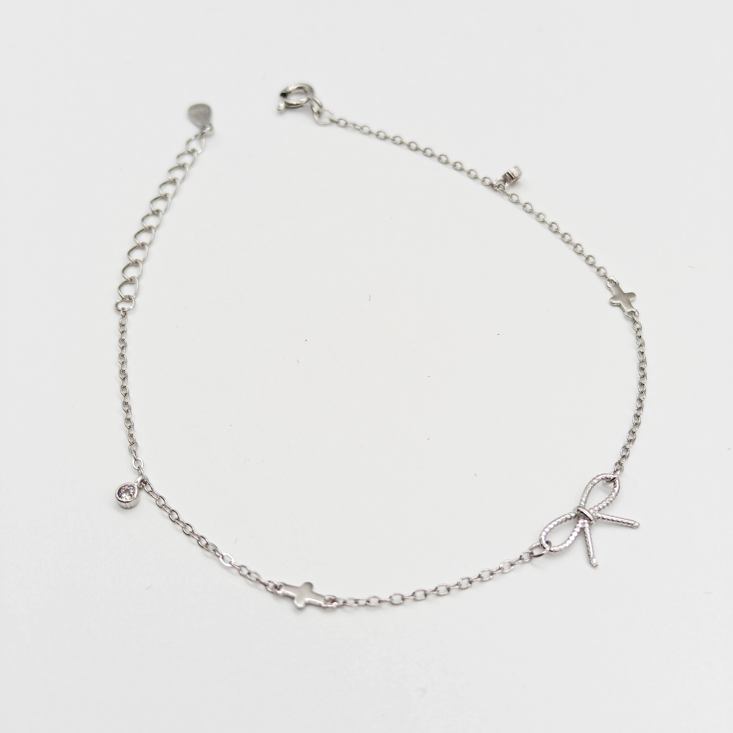 Elegant Bow Bracelet