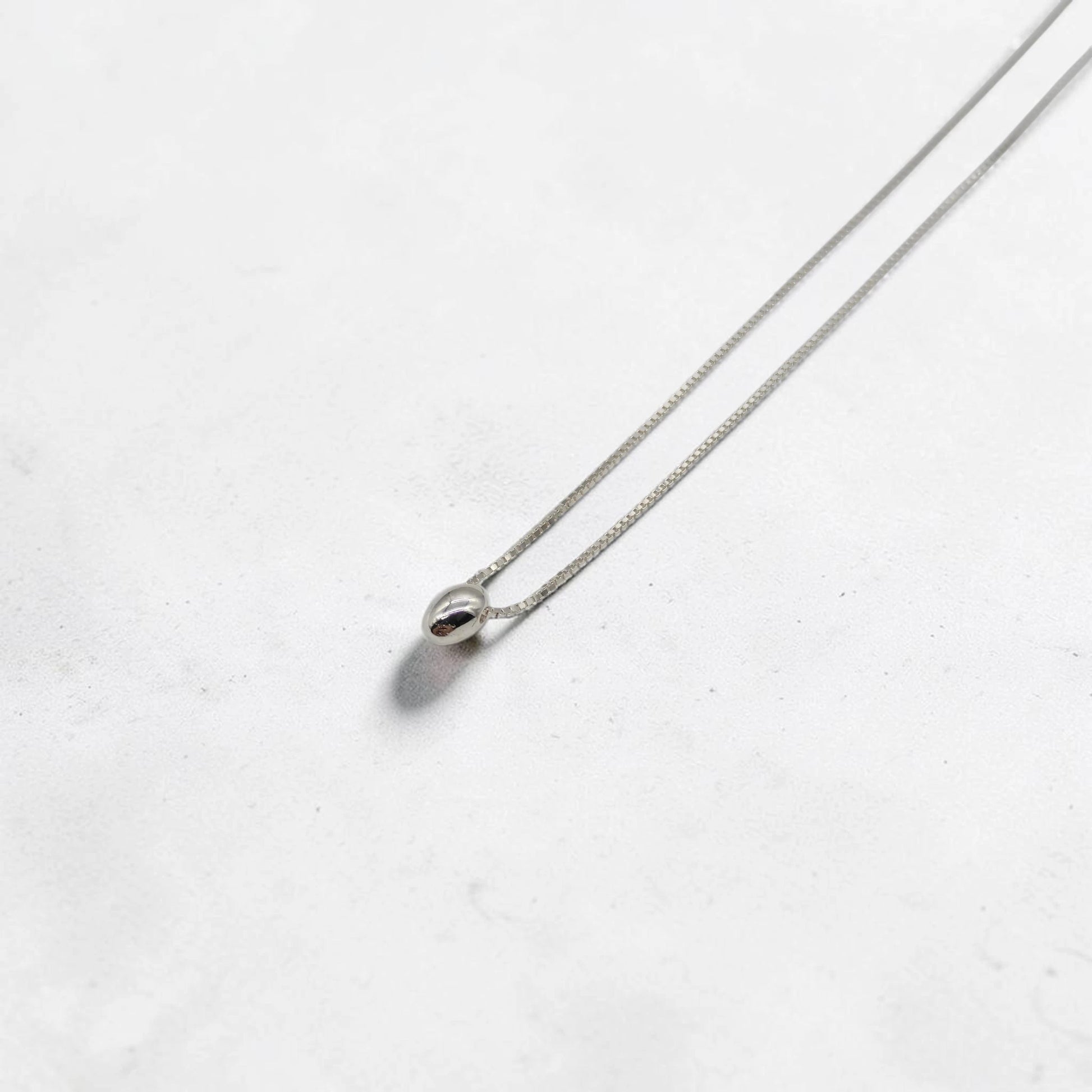 Delicate Oval Bean Pendant Necklace