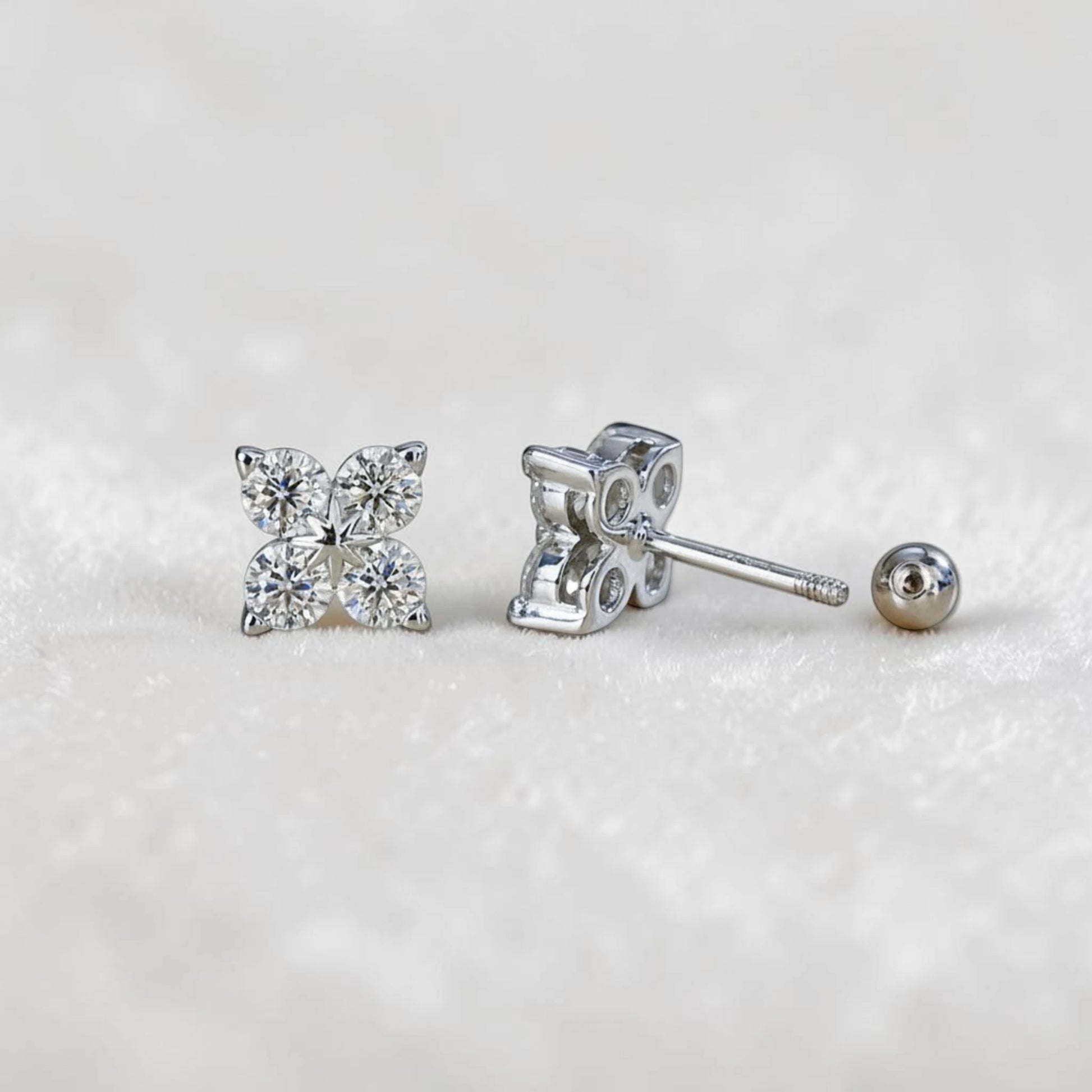 Aurae Moissanite Clover Stud Earrings S925 Sterling Silver Hypoallergenic detail close-up shot