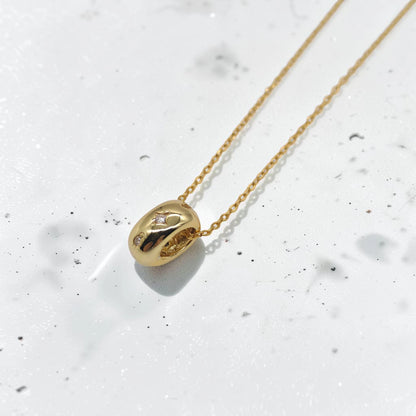 Dainty Starry Oval Pendant Necklace
