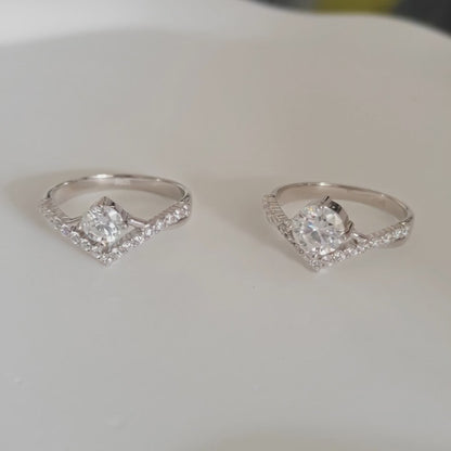 Moissanite Romantic Heart Crown Ring